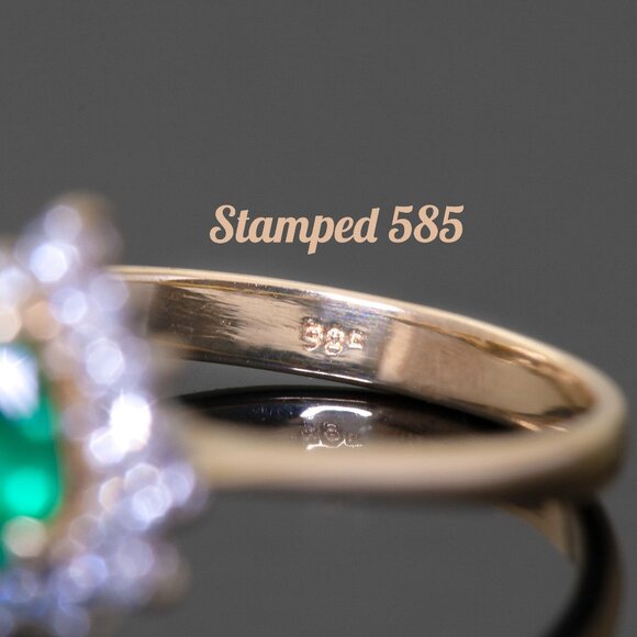 Vintage 14kt Yellow Gold Emerald Ring, Natural Emerald Real Diamonds Sz 5 - Picture 8 of 9